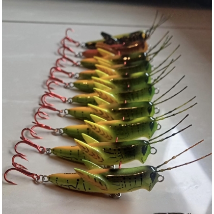 Gato Lures - Señuelo Cricket Walker 66
